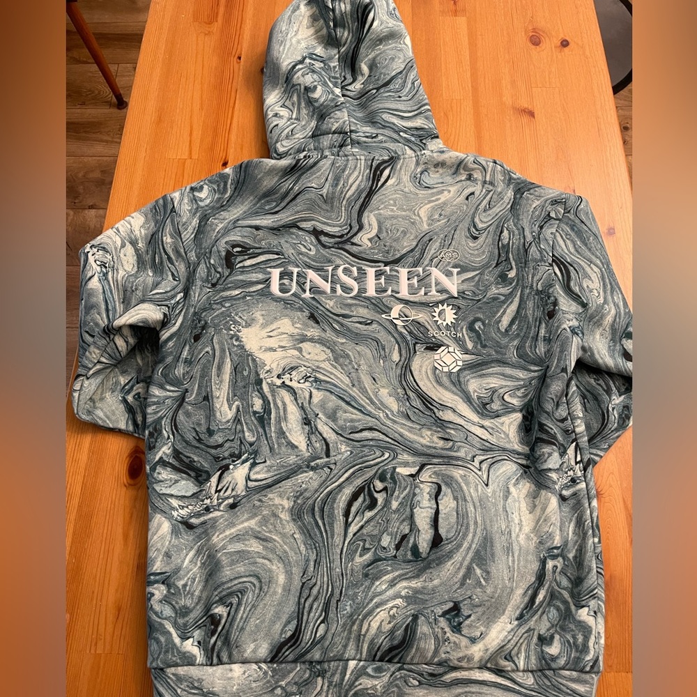 Scotch and Soda hoodie. Size M. Color light blue/ White